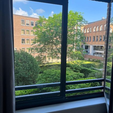 Coeur De Bruxelles, Grand-Place Et Mannekenpiss Екстериор снимка
